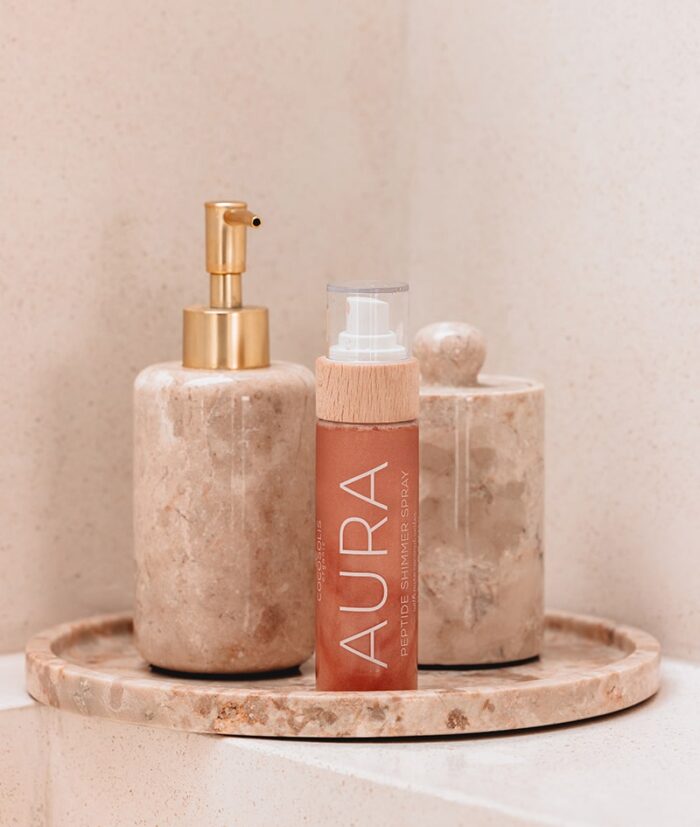 AURA NUDE Peptide Shimmer Spray
